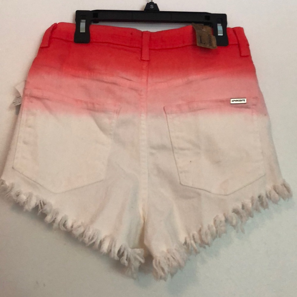 SHORTS - Picture 2 of 2